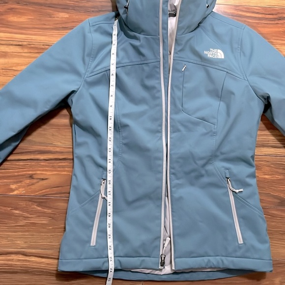 The North Face baby blue hooded jacket,size small. - Picture 7 of 14